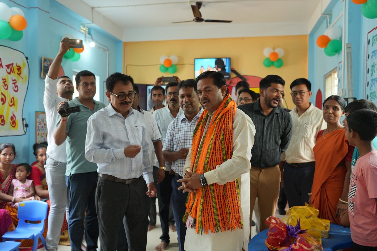 SWSETripura's tweet photo. Hon'ble Minister @MSJEGOI visited the One Stop Centre at Belonia, South Tripura District on 16/4/2025. @mygovindia @southtripuraDM @DmGomati @DMWest_Tripura @dmkhowai @mygovtripura @SWSETripura https://t.co/126bcIWtRR