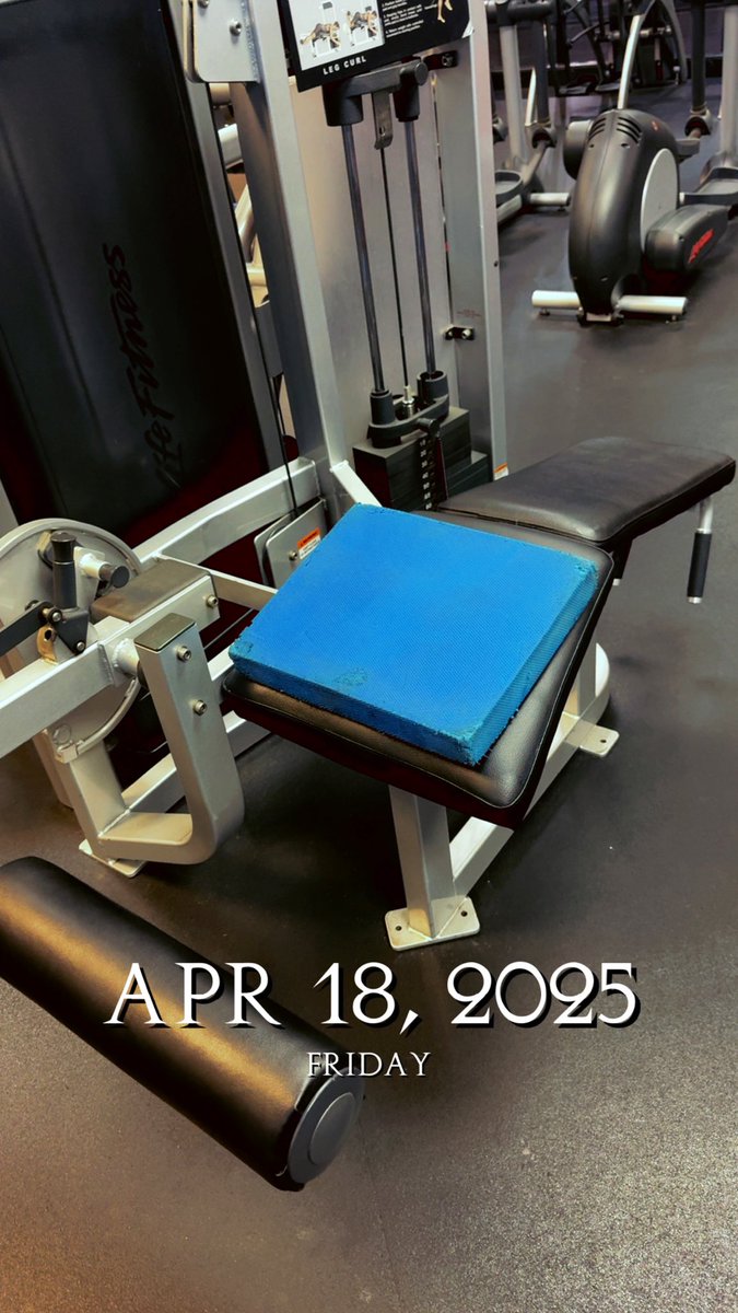 JJTHEGYMRAT's tweet photo. Goooood Friday morning! Time to do the damn thingπ― #hammies #legday #noexcuses https://t.co/A7Nz0XdRar