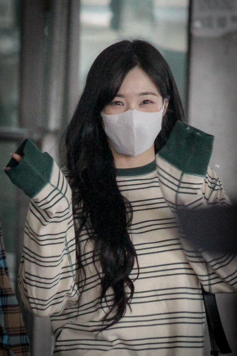 toujoursef's tweet photo. พี่สาวตายิ้มคนสวย ☺️🤏🏻

#WelcomeTiffany_PhiKonSuay
#2025HEREFORYOU_IN_BANGKOK 
#TIFFANYYOUNG https://t.co/ExxawQeUhB