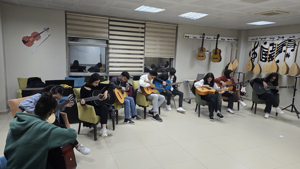HakkariGM (@gsb_hakkarigm) on Twitter photo #kişiselgelişimatölyesi Piyano ve gitar eğitimlerimiz devam ediyor. 🎹🎸
<a href="/oa_bak/">Dr. Osman Aşkın Bak</a> <a href="/gencliksporbak/">Gençlik ve Spor Bakanlığı 🇹🇷</a> #kişiselgelişimatölyesi Piyano ve gitar eğitimlerimiz devam ediyor. 🎹🎸
<a href="/oa_bak/">Dr. Osman Aşkın Bak</a> <a href="/gencliksporbak/">Gençlik ve Spor Bakanlığı 🇹🇷</a>