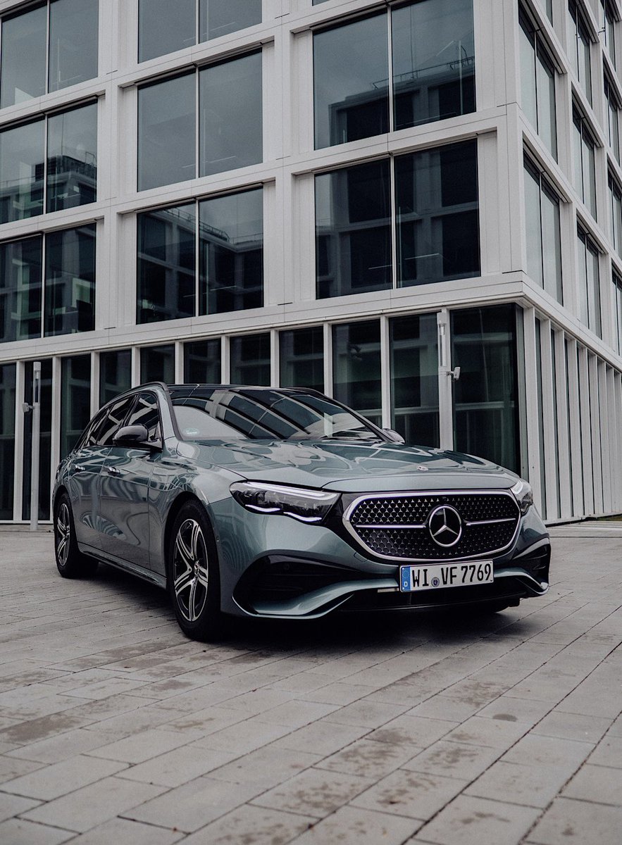 herminsche308's tweet image. #eclass #mercedesbenz #modern