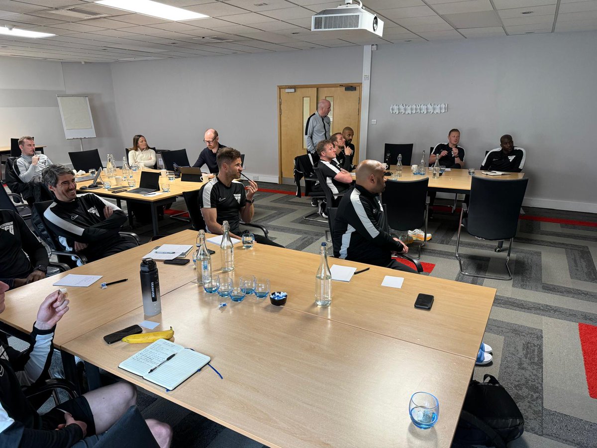 IrfanKawri's tweet photo. We had our final PTMO training camp for 24/25. We watched a game to observe our DG Referee Ruebyn Ricardo, Technical sessions, Fitness sessions and we had 2 teams in from Pro Direct Academy Cambridge &amp; Northampton. The group have been an absolute joy to work with this season 👏 https://t.co/jLTJDDIDVY