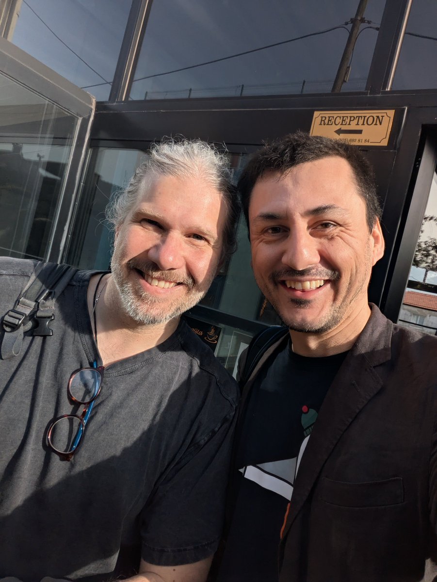 Mustafa Gündoğan (@mustgundogan) on Twitter photo Sadece bir gün bile kalabilmiş olsam a İYTE Kuantum Günleri şahaneydi; eski arkadaşlar, hocalar ve inanılmaz motivasyonlu ve ateş gibi genç öğrenci arkadaşlarla buluşmak ilaç gibi geldi 🤘 Davet ve eforları için <a href="/NQOLab/">Serkan Ateş</a> ve @iztechq topluluğuna teşekkürlerimle 🙏 Sadece bir gün bile kalabilmiş olsam a İYTE Kuantum Günleri şahaneydi; eski arkadaşlar, hocalar ve inanılmaz motivasyonlu ve ateş gibi genç öğrenci arkadaşlarla buluşmak ilaç gibi geldi 🤘 Davet ve eforları için <a href="/NQOLab/">Serkan Ateş</a> ve @iztechq topluluğuna teşekkürlerimle 🙏