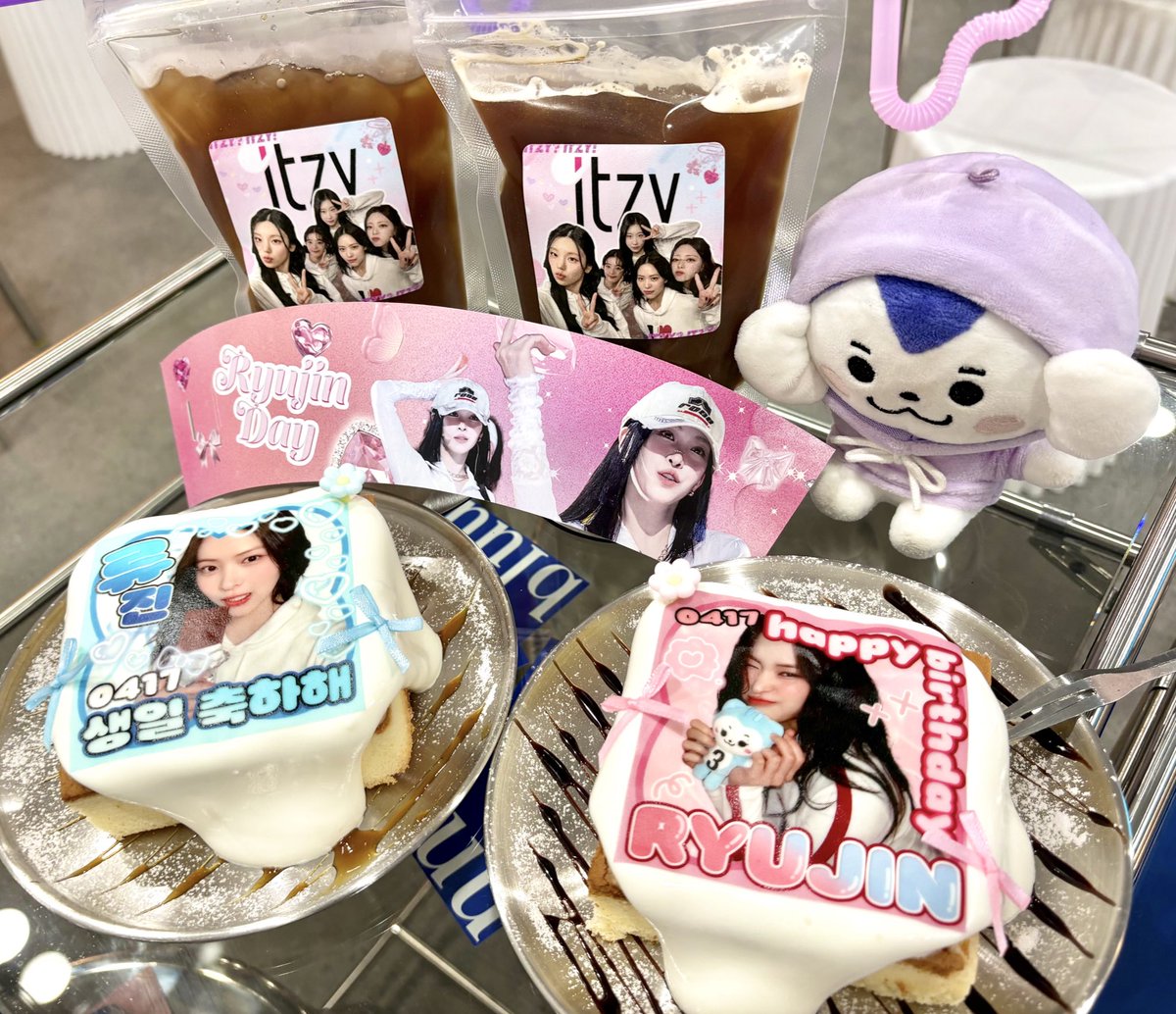 センイルカフェ行ってきた🍬
店内装飾もめちゃめちゃ可愛かったし店員さんの写真チョイスが完璧すぎた😂

<a href="/cafebluu/">𝐜𝐚𝐟𝐞 𝐛𝐥𝐮𝐮</a>