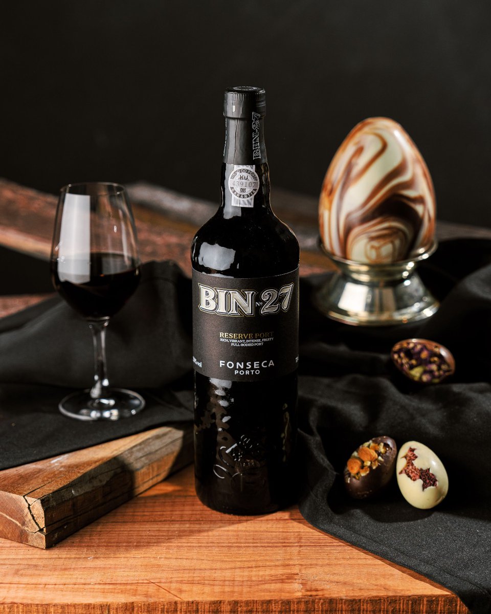 This Easter, indulge your senses with the full-bodied intensity of Fonseca BIN 27.

//

Nesta Páscoa, delicie os seus sentidos com a intensidade encorpada do Fonseca BIN 27.

//

#FonsecaPort #FonsecaBIN27 #BIN27 #Easter #Chocolate