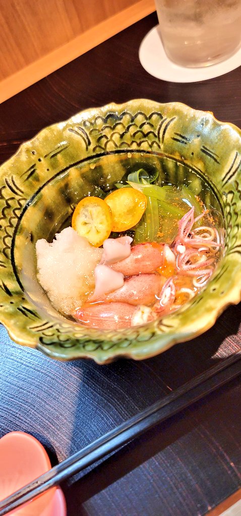 satomin_room's tweet photo. The incredible chef who prepares a different full course every week is a must-visit! The taste is simply exquisite
#毎週通ってるのに毎回異なるフルコース出してくださる
#偉大な大将
#日本酒ベースの檸檬サワーペアリング
#Top100Restaurant
#Japan https://t.co/gtLUMiNT81
