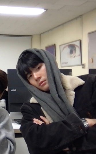 giddong___'s tweet photo. 우웅? https://t.co/D4pu09Jcyr