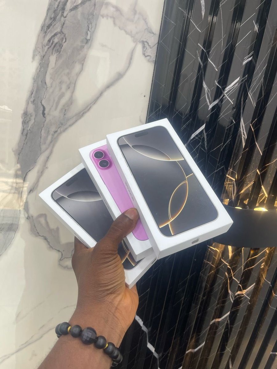 <a href="/Mrbankstips/">MrBanks💰</a> Are you looking for a store to shop 🛒 for your quality and genuine gadgets ⌚️📱🖥️💻🎧🎮 ? 
Search 🔍 🔦 no more 💆🏽‍♂️ @chiflowzgadgets has got all you need 🥳🤩
 Link 🔗 below 👇🏽 

instagram.com/chiflowzgadget………This is Babzie ur guy