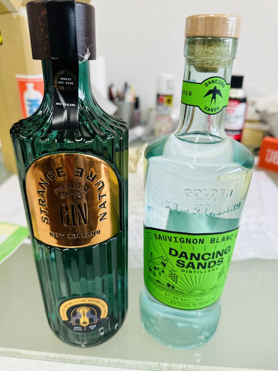 spicysource's tweet photo. 今しがた
納期追い詰められて得意先さんにもかなりご迷惑かけてる仕事をようやく完納✨
(^◇^;)💦
届いてた📦✨
つい先日注文した
スペシャルなジンが届いていたぜ!!!
#ginlabJapan さん 迅速かつ丁寧な発送
ありがとうございます😊
どんなスペシャルなジントニックを作ろうか?😍 https://t.co/NB9rxqVbUj