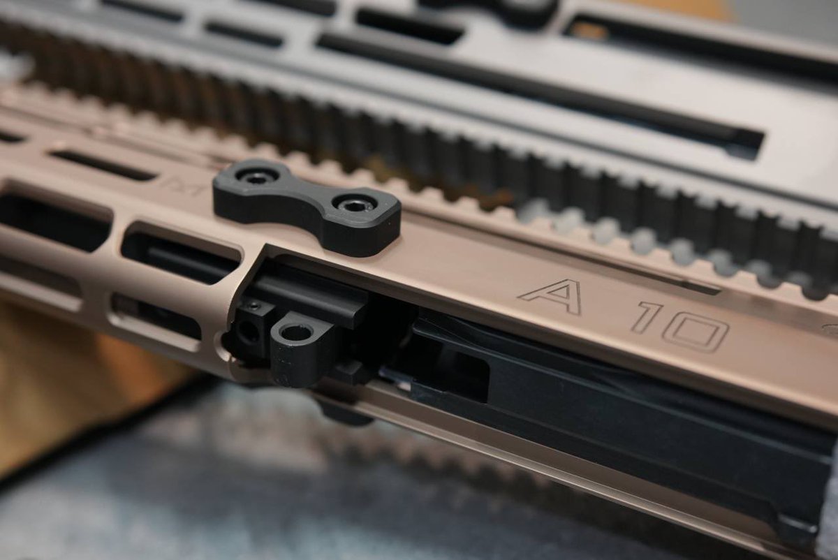 jkarmy_int's tweet image. RST LRX A10 / A13 
10” / 13” One piece Aluminum Receiver 
For Cybergun VFC SCAR H MK17 GBBR 

3 colors available ✨

#rst #lrx #scarh #scar #cybergun #vfc