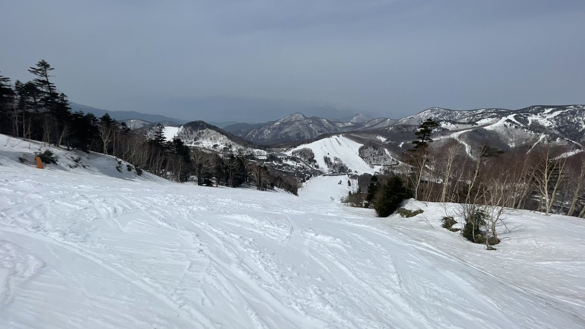 一ノ瀬エリアです⛷

志賀高原は熊の湯、横手山、一ノ瀬、焼額山エリアなどがGWまで営業予定🎿
現時点ではまだほぼ全面滑走可能です🏂
#志賀高原 #旅行 #観光 #スキー #スノボー #冬 #おすすめ #信州 #おこみん #温泉 #長野 #japan #nagano #shigakougen #ski  #ゴールデンウィーク
