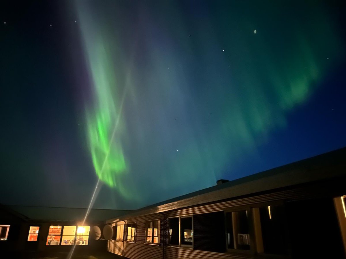 WKGS_Geography's tweet photo. we have been lucky to get two nights of the Aurora Borealis #auroraborealis #iceland #WKGSY10 #northernlights https://t.co/fl5DLyTP0c