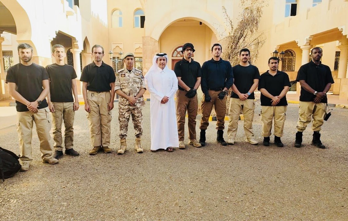 Aleisir's tweet photo. تحية تقدير وعرفان لدولة قطر، حكومةً وشعباً، بمناسبة عودتها كأول بعثة دبلوماسية إلى العاصمة السودانية الخرطوم.
رفرف علم دولة قطر الشقيقة أمس في مبنى السفارة القطرية في الخرطوم، والشعب السوداني عبّر عن سعادته بهذه العلاقة الطيبة مع الشعب القطري وحكومته.
خالد الإعيسر
الجمعة 18 أبريل 2025م