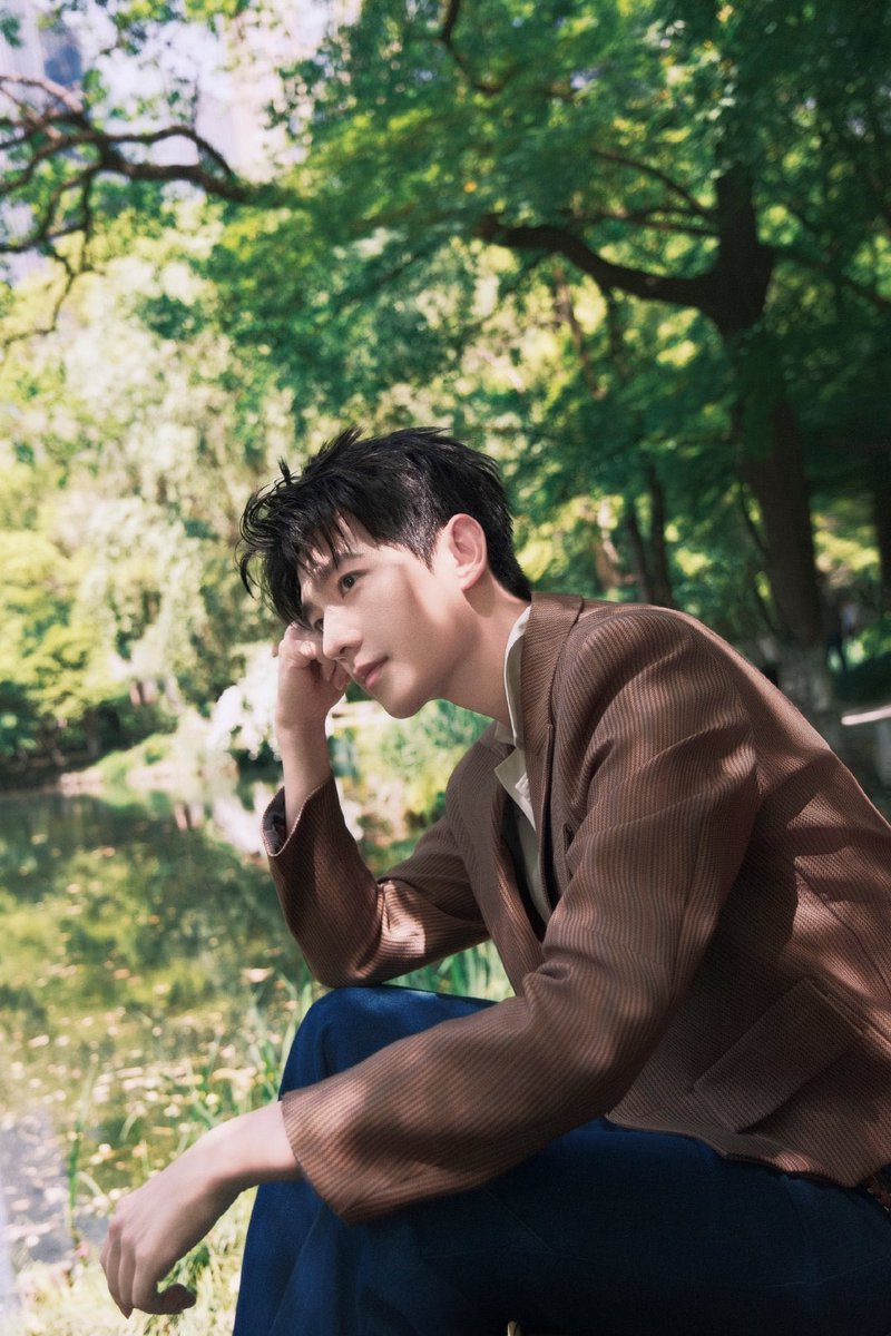 หล่อท่ามกลางธรรมชาติ 
🌱

#YANGYANG  #หยางหยาง