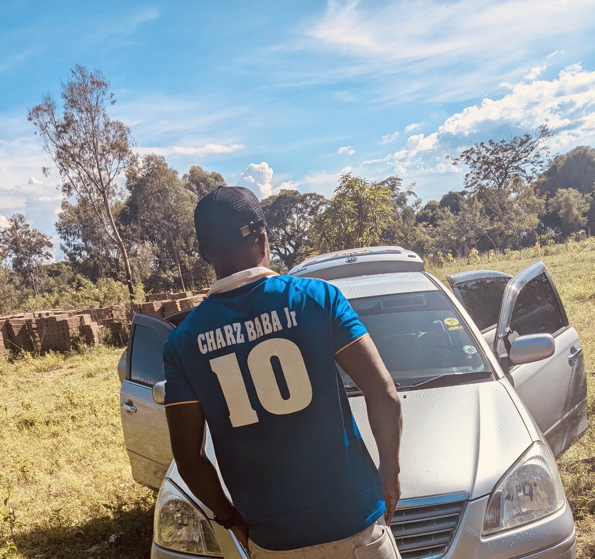 CharzBaba8's tweet photo. #Mabaya yapo Mengi lkn Yanayotufika Nimachache yote nikwasababu MUNGU Wetu Hajawai KULALA wala KUSINZIA Daima yuko MACHO Kutulinda na #Mitiani_Mizito Tusiyoweza kuibeba Isitufike 
 #Kesho_ni_siku_MPYA #MUNGU_wetu_sote🙏 https://t.co/EsPRC4vz9V