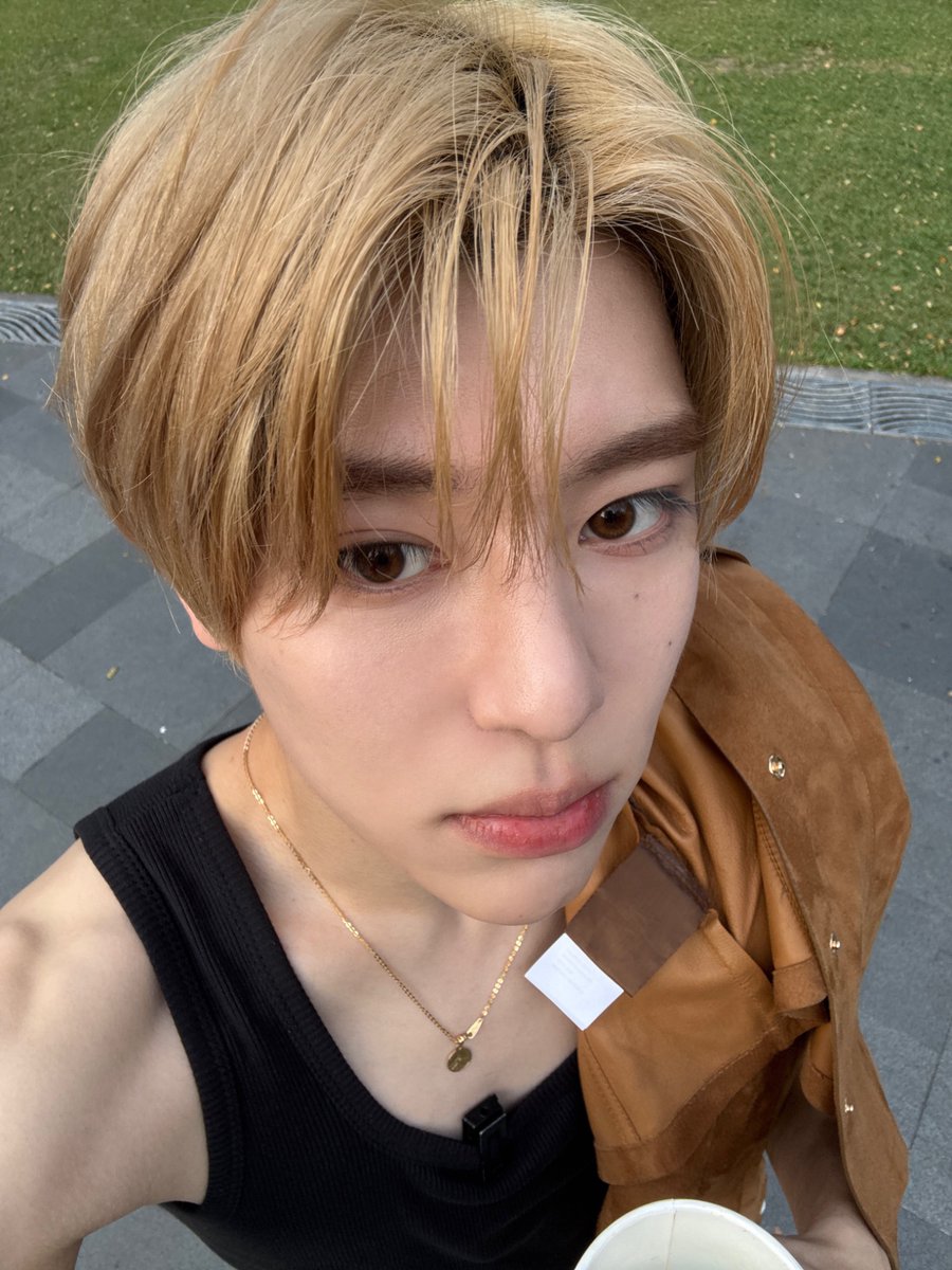 I’ve found so much joy in simply taking walks and breathing in the fresh air. It’s a small routine that helps me feel more connected to the moment. A quiet escape that’s become something I truly look forward to.