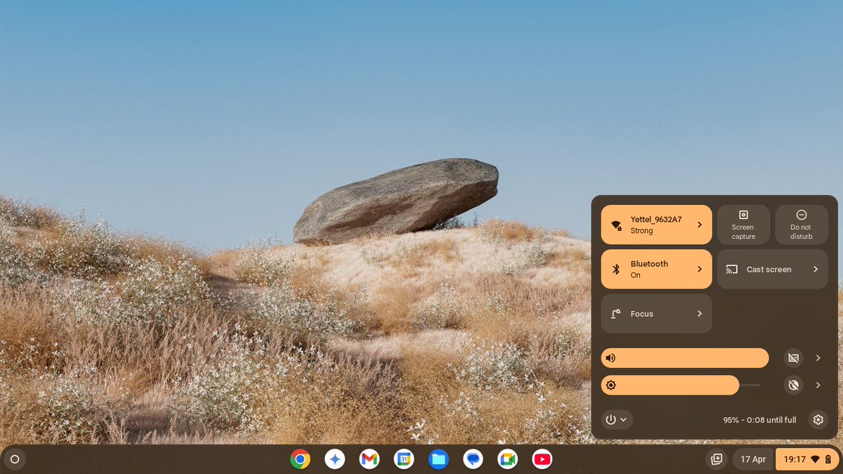avramator's tweet image. Just installed ChromeOS Flex on an old laptop, and first impressions? It’s snappy, claims better battery life, and honestly - it’s basically Chrome browser on steroids. If you’re all-in on Google’s ecosystem, this is a solid way to breathe new life into aging hardware.