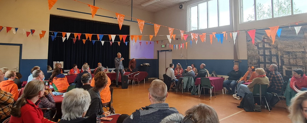 Omdat het Beatrixgebouw dit jaar niet beschikbaar is, wordt  voor de festiviteiten uitgeweken naar de kantine en het veld van  voetbalvereniging Sportief.

nieuwkoper.nl/programma-koni…