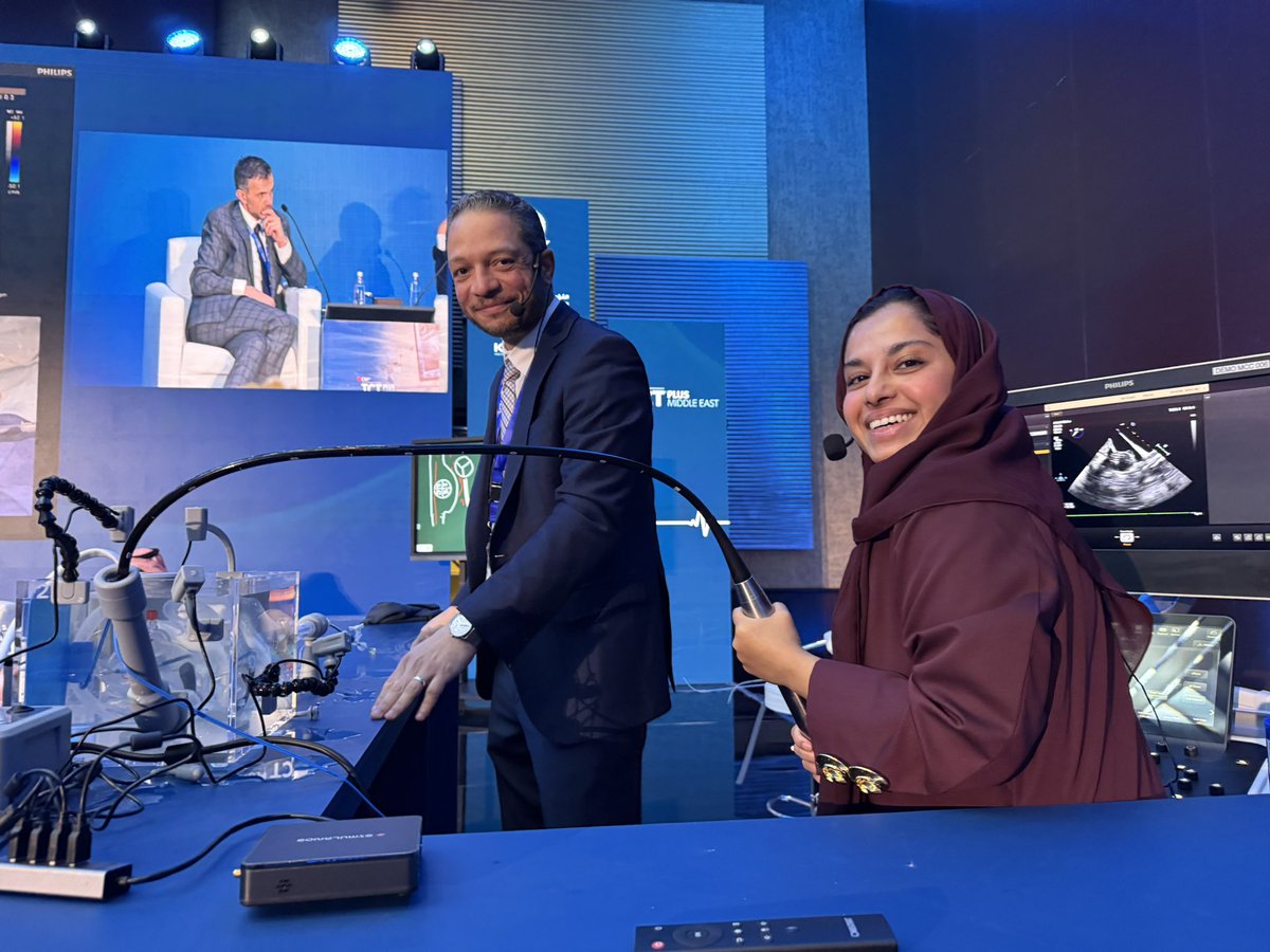 KardiologieHH's tweet image. Amazing #SimulationBasedTraining session
at #TCTMiddleEast2025 on 
#TSP🎯+#LAAO☔️

Host: @adnanalkhouli 

Amazing #Sim1Do1Teach1 team:
@RHAAttar (#EchoFirst)
@MarwanSaadMD (#TSP #LAAO)

At #Simulands Simulator 👍

@mirvatalasnag @drptca @AlkashkariWail @kfaraidy @mmamas1973