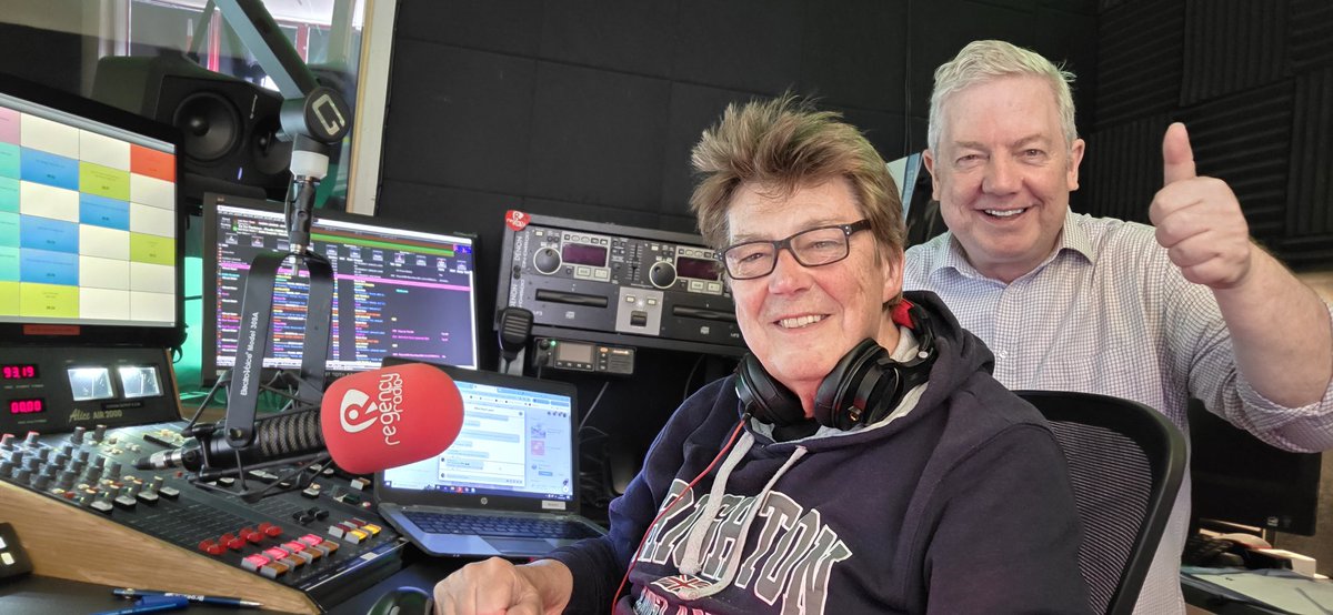 DJ_PaulNewman's tweet photo. Enjoying @HeritageChart Radio Breakfast with @MikeReadUK an 'exceedingly good' show powered by #MrKipling @RegencyRadio #Easter2025 #EasterWeekend https://t.co/yZT36X3NeL