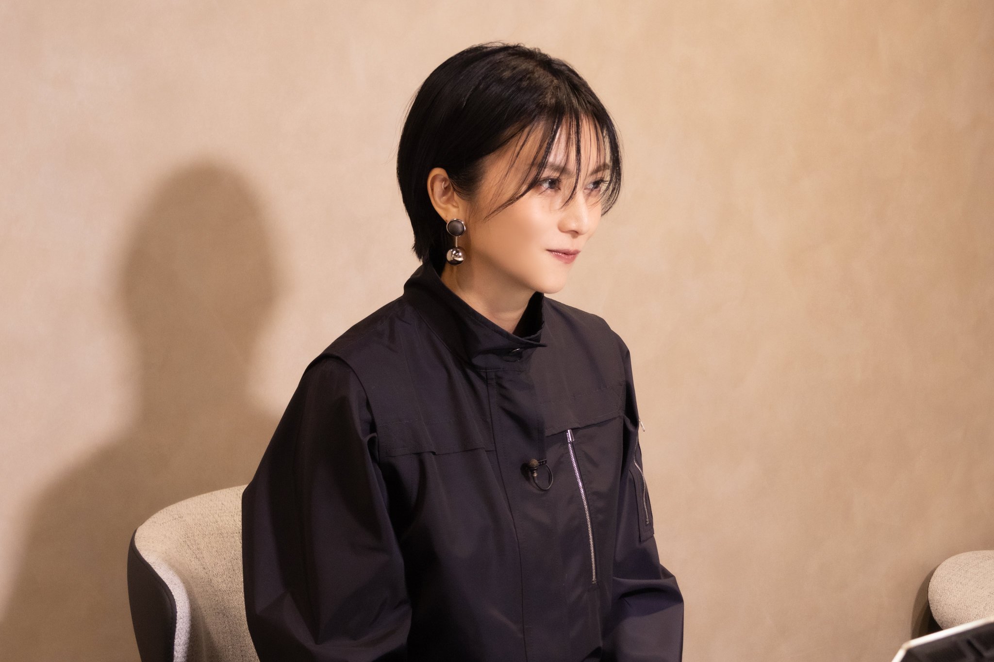 出回りなし! 柴咲コウ タオル 柴咲コウ、オフショットに意外なキャラ物の私物が写る「世代です