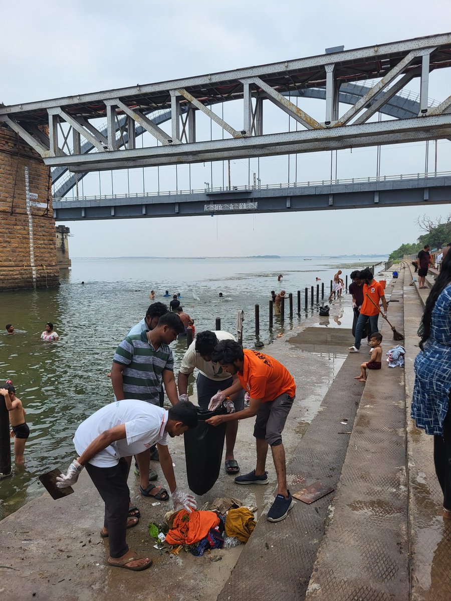 SFDIndiaOrg's tweet photo. Student For Development (SFD) Rajahmundry unit is organizing a Swachh Bharat program titled "Clean Godavari" at Pushkar Ghat today.
#sfdandhrapradesh https://t.co/zOgorf3kTX