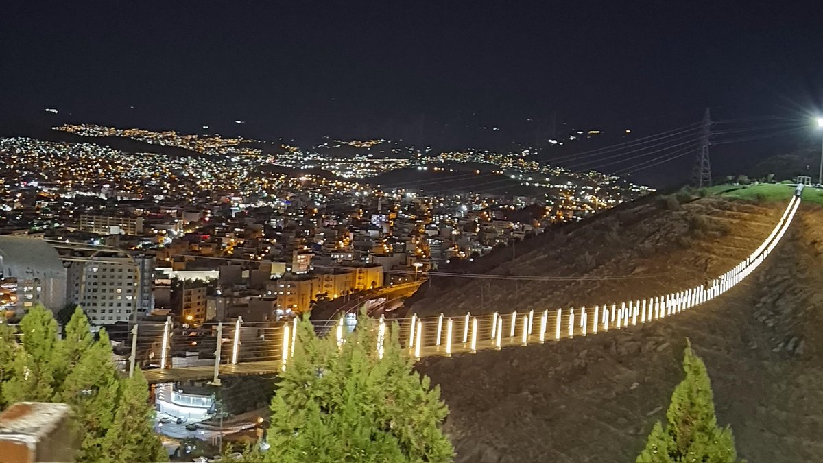 سنه و پانسه‌د ساڵ تەنیایی