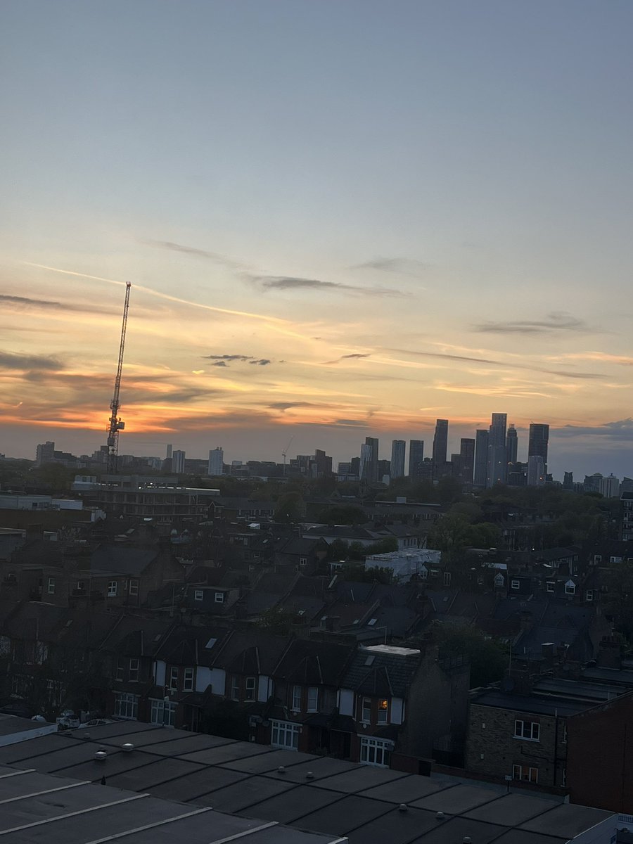 MitraB95's tweet image. Great day at the very amazing @KingsCollegeNHS see you back in a few days #viewfrom @KingsMaternity