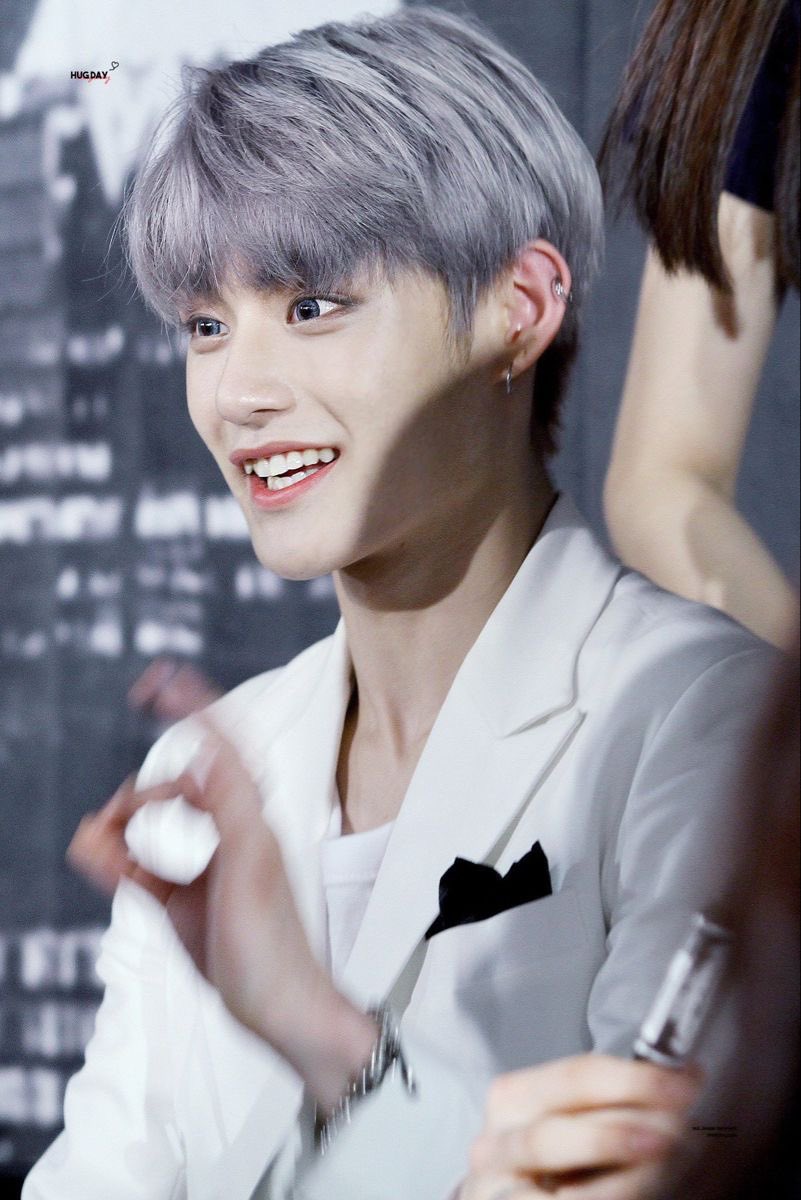 jiwoongiez's tweet photo. our jinam is back ㅠ.ㅠ https://t.co/74e9EKoUo4