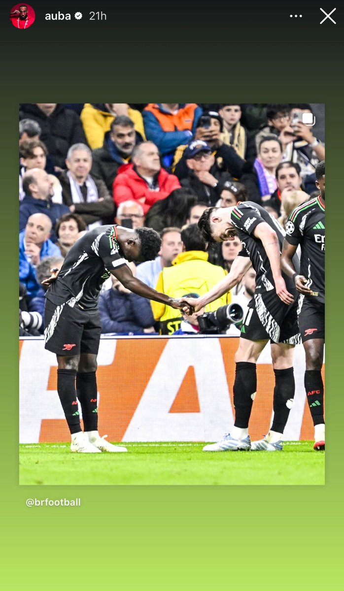 ArsenalN7's tweet photo. Aubameyang on Instagram 🤝❤️ https://t.co/EHAJflxweW