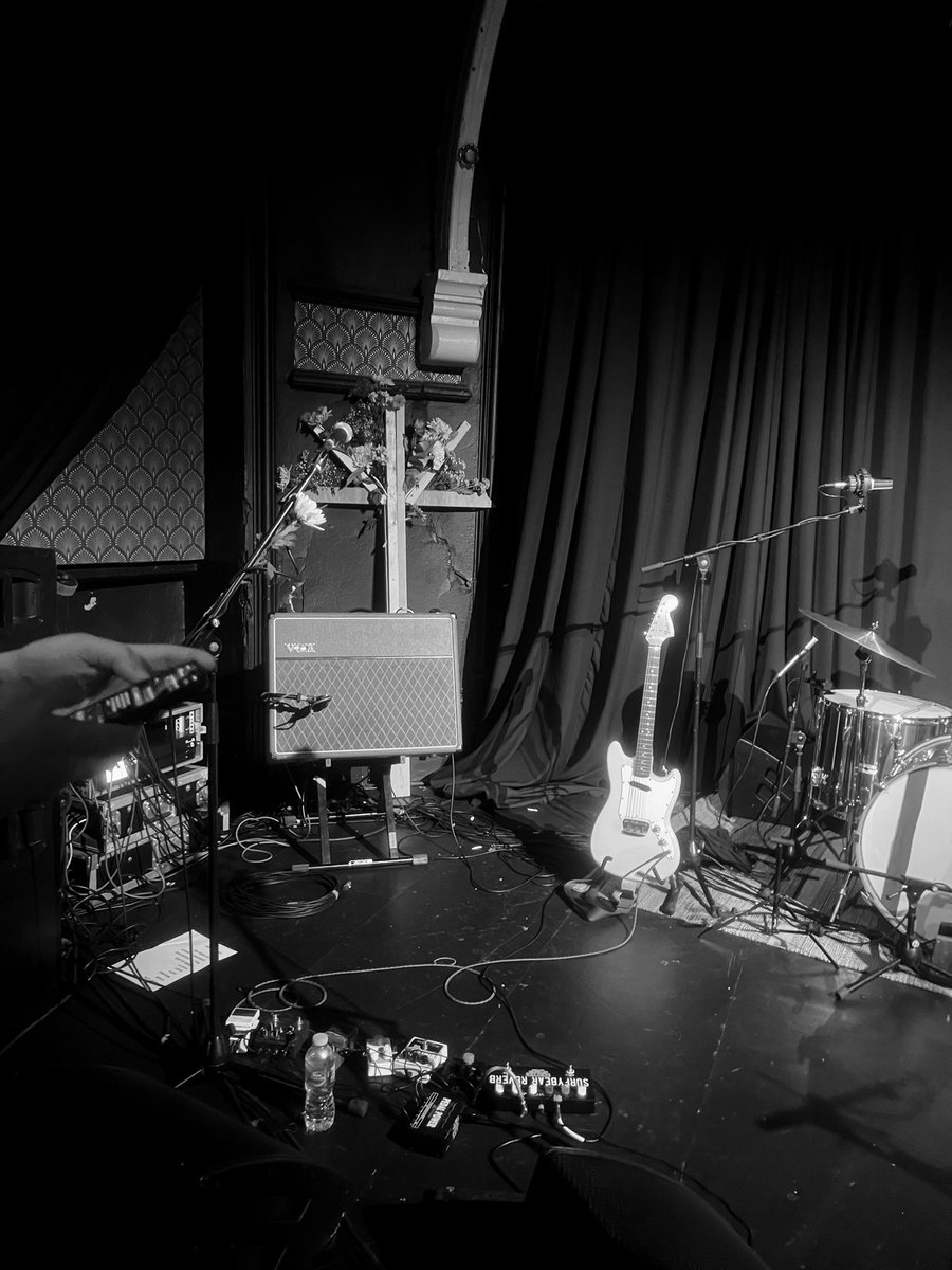ConnorArmitage2's tweet photo. WU LYF, kings arms, 2025 https://t.co/VnPhKpNWfH