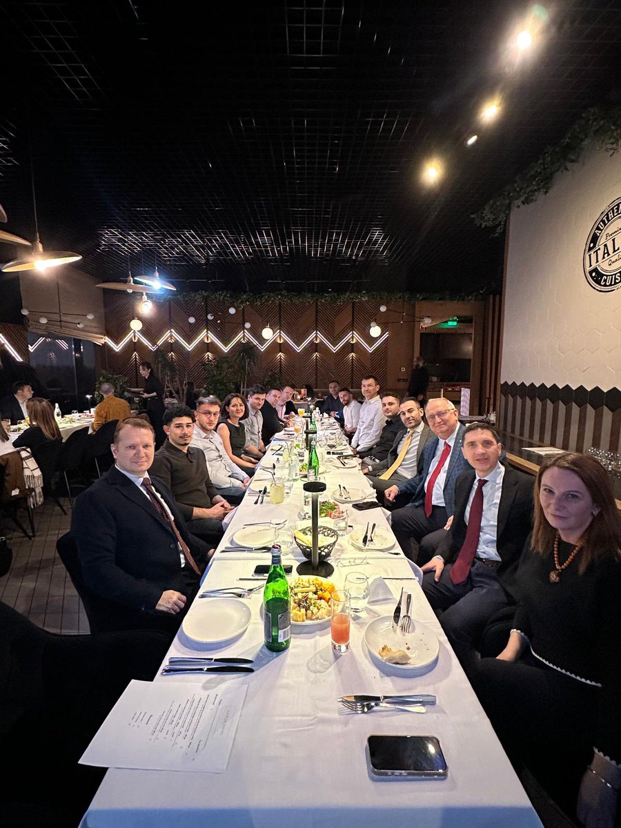 Angelo Territo (@angeloterrito) on Twitter photo 3-D Lap course with 18 live surgeries performed & 6 lectures delivered. I have shown our technique for kidney (partial & rad nephrectomy) learned at <a href="/FPuigvert/">Fundació Puigvert Barcelona</a> with <a href="/AlbertoBreda1/">Alberto Breda</a>. A special thanks to Prof. Crisan & <a href="/driuliaandras/">Iulia Andras</a>. A pleasure to meet Prof. Coman in Cluj Napoca🇷🇴 3-D Lap course with 18 live surgeries performed & 6 lectures delivered. I have shown our technique for kidney (partial & rad nephrectomy) learned at <a href="/FPuigvert/">Fundació Puigvert Barcelona</a> with <a href="/AlbertoBreda1/">Alberto Breda</a>. A special thanks to Prof. Crisan & <a href="/driuliaandras/">Iulia Andras</a>. A pleasure to meet Prof. Coman in Cluj Napoca🇷🇴