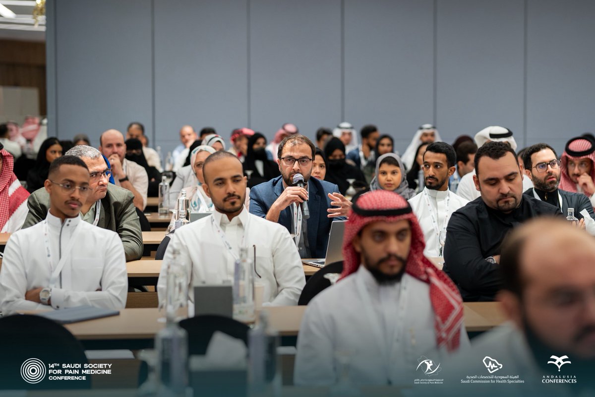 SSPainMedicine's tweet image. مناقشات وآراء قيّمة مع الحضور  في المؤتمر الرابع عشر للجمعية السعودية لطب الألم 

#kauweb
#fom_med_kau 
#kauhospita
#Nursing 
#pain  
#صحة
#جامعة_الملك_عبدالعزيز 
#CSSC