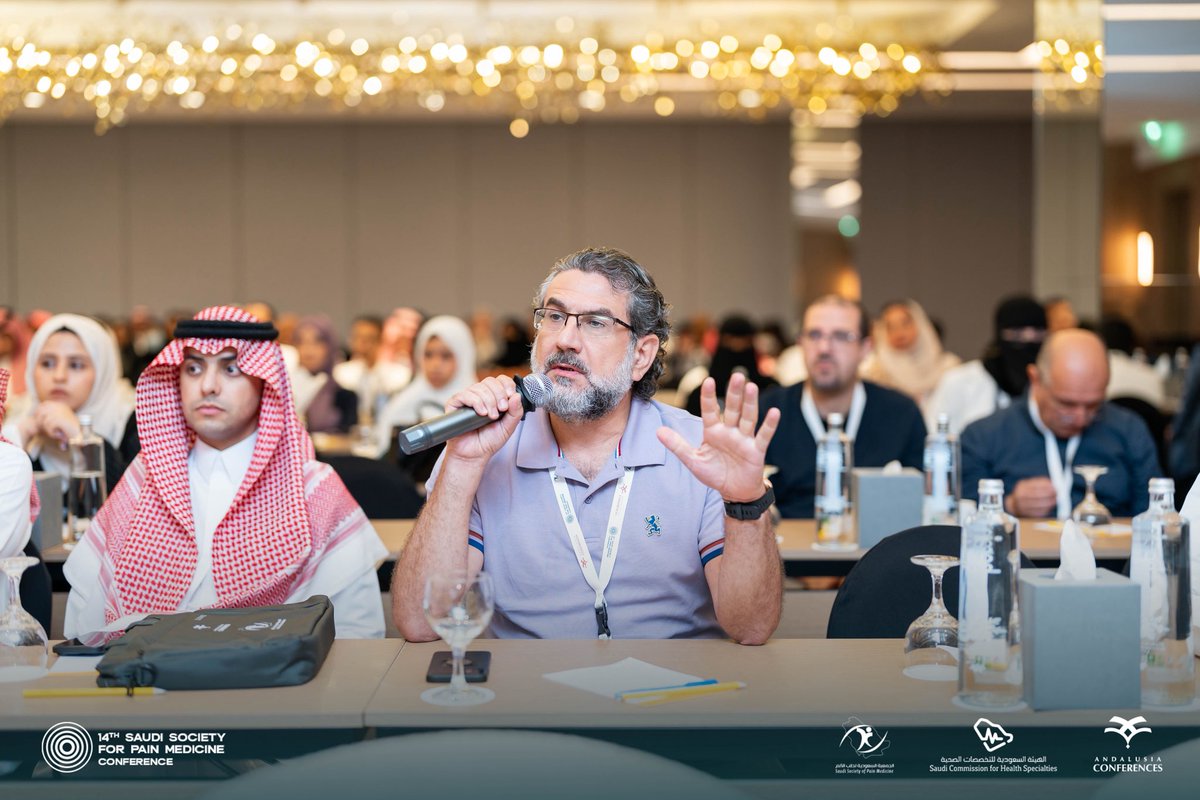 SSPainMedicine's tweet image. مناقشات وآراء قيّمة مع الحضور  في المؤتمر الرابع عشر للجمعية السعودية لطب الألم 

#kauweb
#fom_med_kau 
#kauhospita
#Nursing 
#pain  
#صحة
#جامعة_الملك_عبدالعزيز 
#CSSC