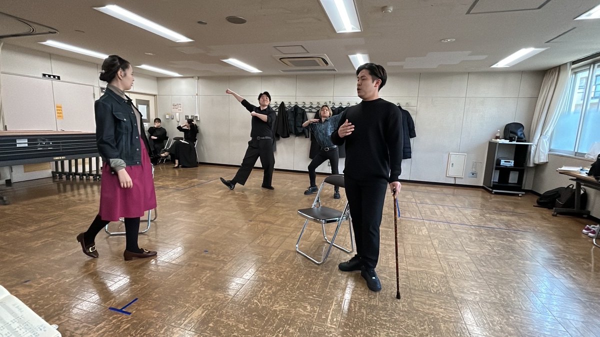 OperaPittoresca's tweet photo. 《コジ・ファン・トゥッテ》
今日は腹に一物抱えていそうな面々の様子をお届けします！

この物語を始めた男ドン・アルフォンソと、常に強気な女中デスピーナ、
彼らは賢者なのか、それとも愚者なのか、、、！？

チケットご購入はこちら⬇️
https://t.co/x6pzvgCChR

#OperaPittoresca
#CosiFanTutte https://t.co/gneieDcaK2