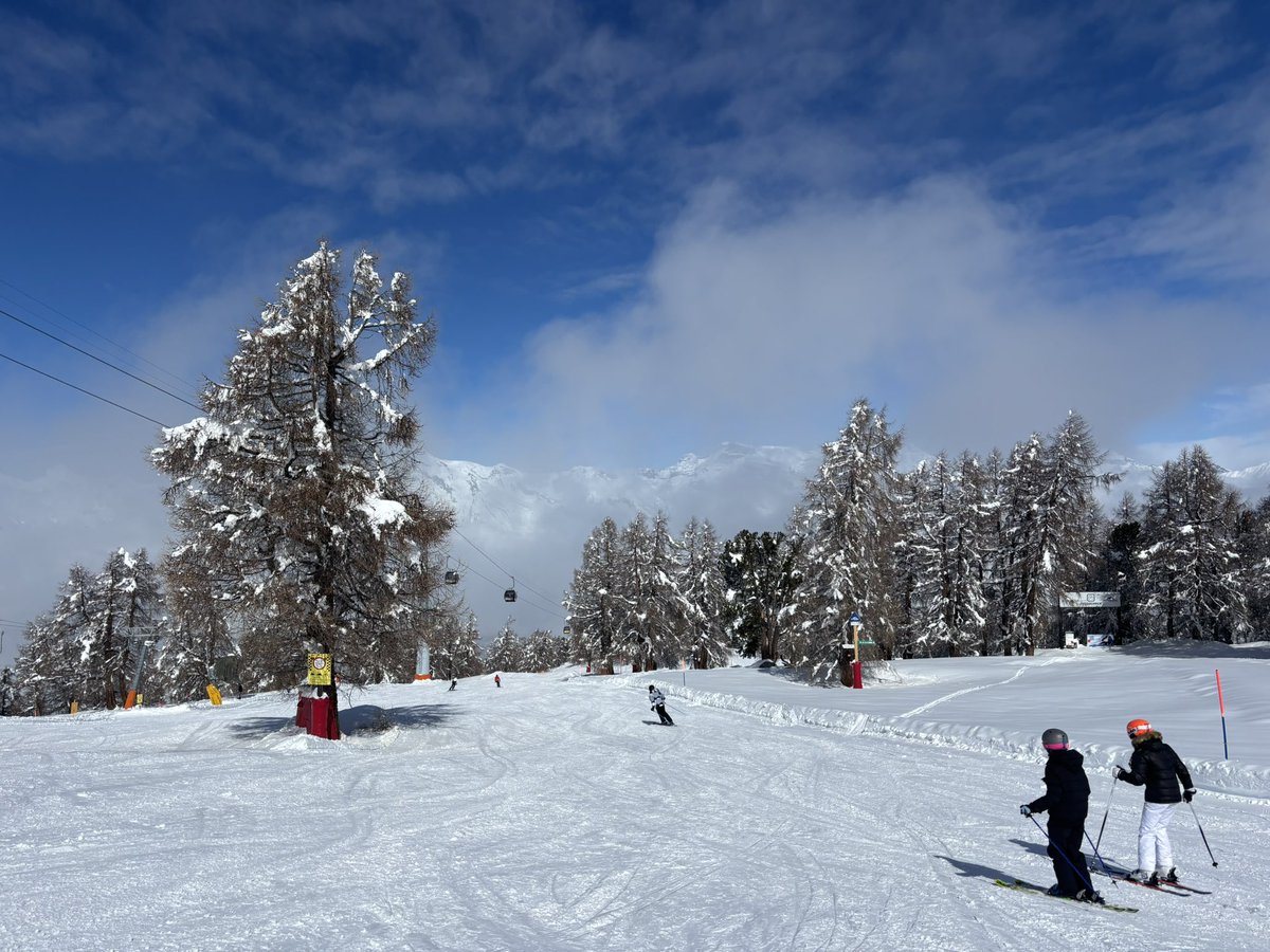 Looks like Christmas but it’s 18th April! Beautiful conditions in Switzerland’s 4 Vallées resorts