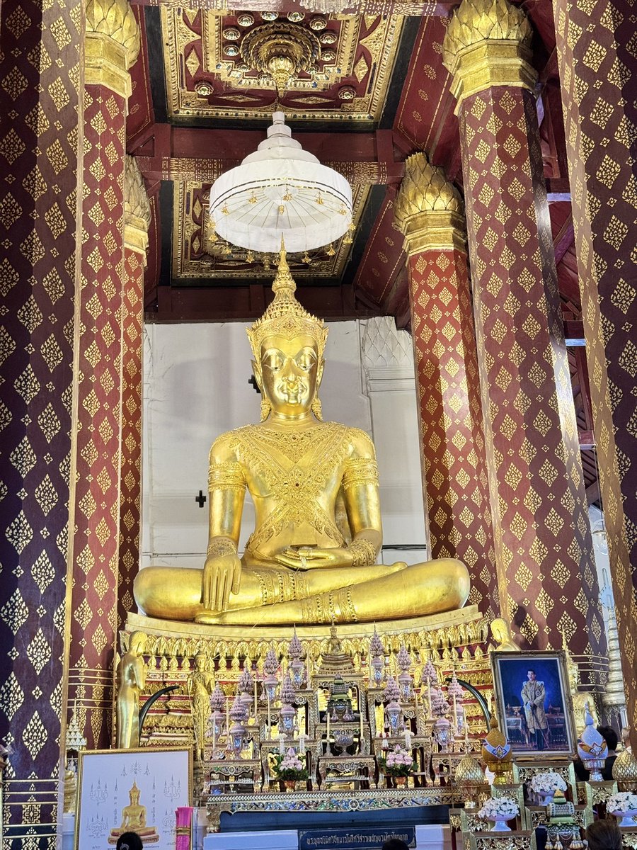 เมื่อวานรับงานลูกค้า ไหว้พระ ที่อยุธยา 
-ไหว้พระพิฆเนศ ปราสาทนครหลวง
-ไหว้พระที่วัดหน้าพระเมรุ
-ขอขมากรรมกลางแจ้ง ที่วัดหน้าพระเมรุ

ขอให้คุณลูกค้าเฮงๆ รวยๆ หมดเคราะห์ หมดโศกนะครับ 
#รับงานเอนเตอร์เทรน #งานเพื่อนเที่ยว #งานทานข้าว #งานดื่ม