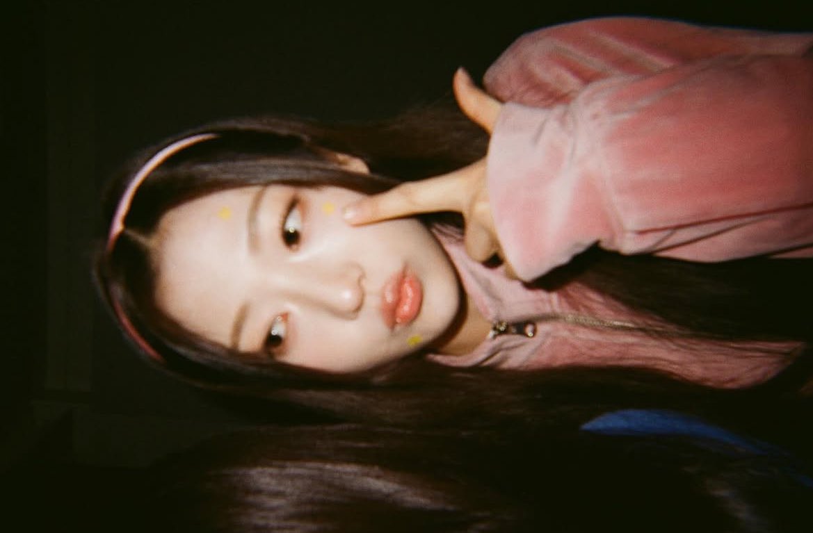 starishnotes's tweet image. vengo a marcar acto de presencia solo porque hoy llegó el #𝖉rǝ𝕒𝕞𝕚n日本sing𝐥ǝ a salvar a toda la industria ꈍ◡ꈍ y yo llegué para celebrar el merecido triunfo de mis señorinhas con #b𝐥äh何とかb𝐥äh, la verdadera definición de lo que es un soty !!

𝚟a𝐡nie no𝕥e'𝑠 ✉️♡