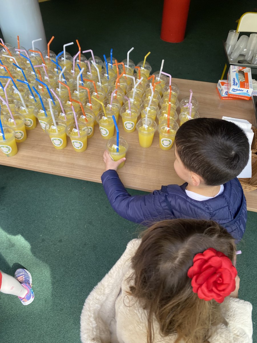 Aujourd'hui, Pierre Loti célèbre la fête des enfants ! Les élèves ont pleinement profité de cette journée spéciale en participant à une variété d’ateliers ludiques et créatifs, organisés pour leur plus grand plaisir.
<a href="/aefeinfo/">AEFE</a>