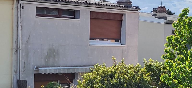 jplarger's tweet photo. ⚠️#immobilier #DPE #renovation Quand votre #ITE vous montre son côté animal...
🎥Pas besoin de #caméra thermique, de #carottage de #photo de #chantier de #DTA ou de fiche #technique après 3 ans de #travaux suffit à appréhender le travail hautement qualitatif et le type de procédé utilisé pour isoler la façade !!!
https://t.co/G7jLAH2pQl @DemersonUNPI @Rostimmo @MiguelLima78 @mtwit75 @Anais_Expertise @HassadMouheb @valerieletard