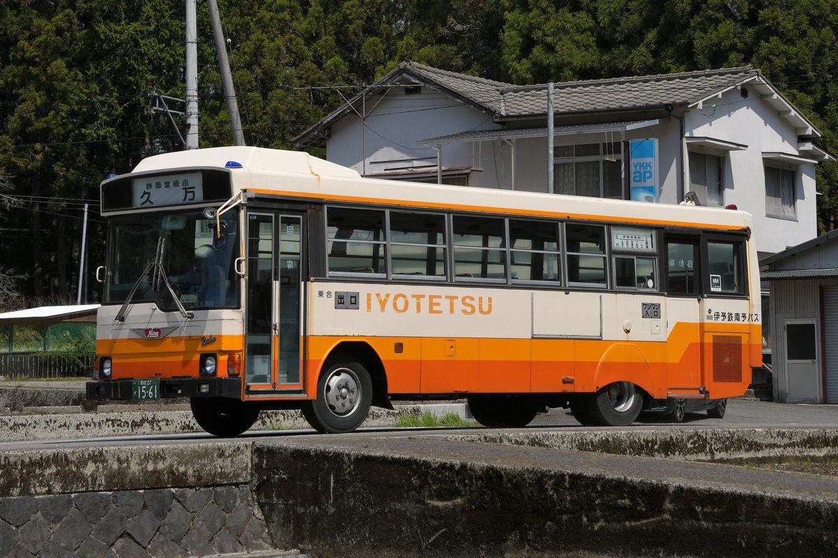 伊予鉄南予バス 愛媛22 か 1561 P-RJ172BA(1986年式) 今年春に八幡浜