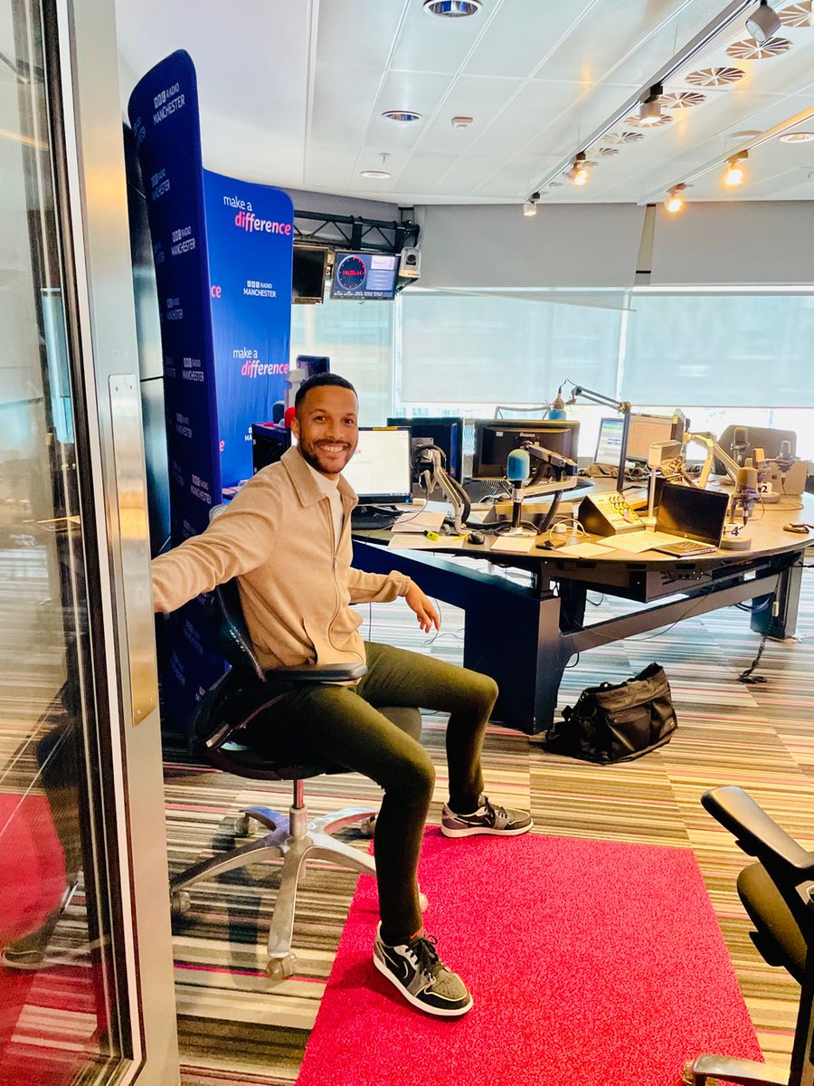 Sanny_Rudra's tweet image. We were thrown together on the radio and hit it off. I only saw him mad once, when I made him play 6-a-side!

A one off, an inspiration who didn’t let achievement define him. 

He showed me how to be a better man, better dad and better dressed. We will miss him. RIP Joe Thompson.