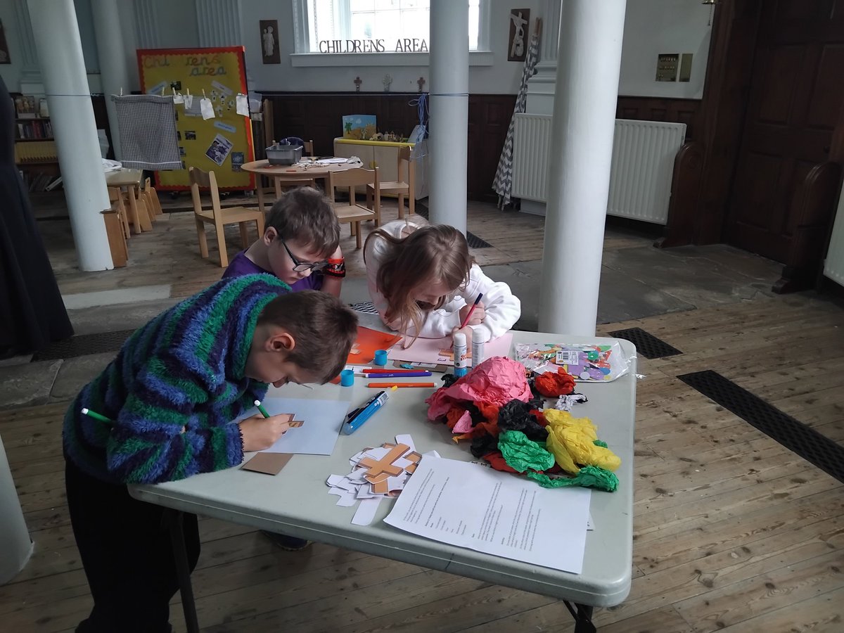 horburychurch's tweet photo. There's still time to join us for our Good Friday children's event. We have lots of crafts and activities. You will also receive free Easter egg for each child. #Horbury #horburybridge #childrenswork #GoodFriday https://t.co/lMnjsS9wcy