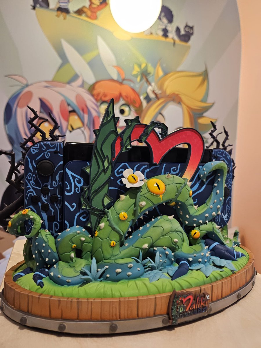 Maliki_officiel's tweet image. 🌸 Le « Mali-Kick Café » est ouvert !! 

Teste Maliki : Poison of the Past en exclu, découvre les webtoons sur Allskreen, les BD Maliki, savoure un menu spécial et repars avec ton souvenir 📸

 🎁 Une Switch custom signée @VaduAmka à gagner !