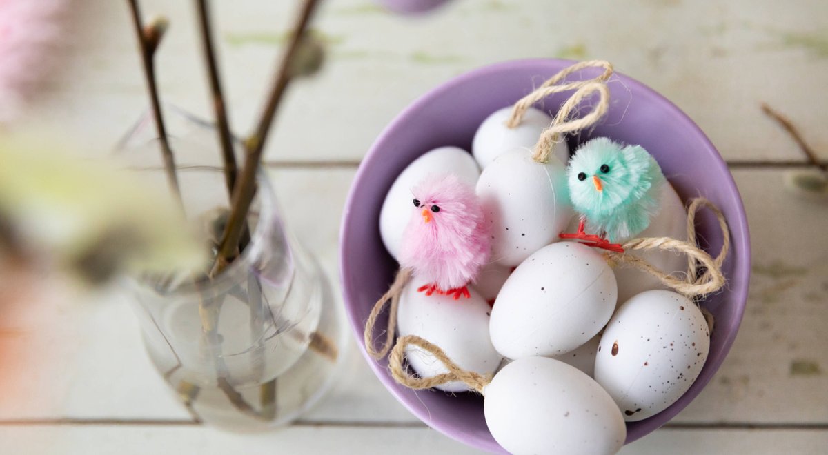 Hyvää pääsiäistä!    Happy Easter!   Sretan Uskrs!