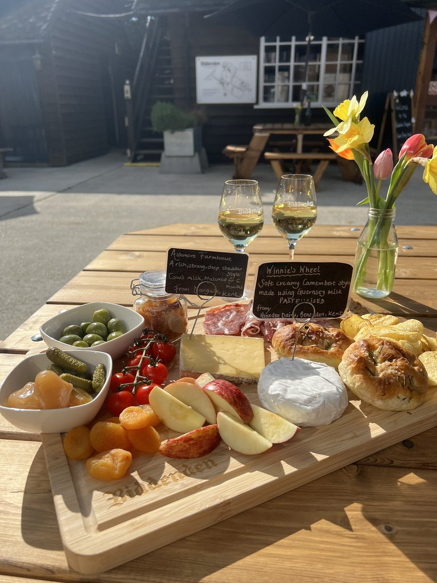 Sharing boards are back!

New and improved for 2025, from today you can enjoy our delicious sharing platters, featuring the very best fresh local produce, alongside your tasting.

#biddendenvineyards #producedinkent
