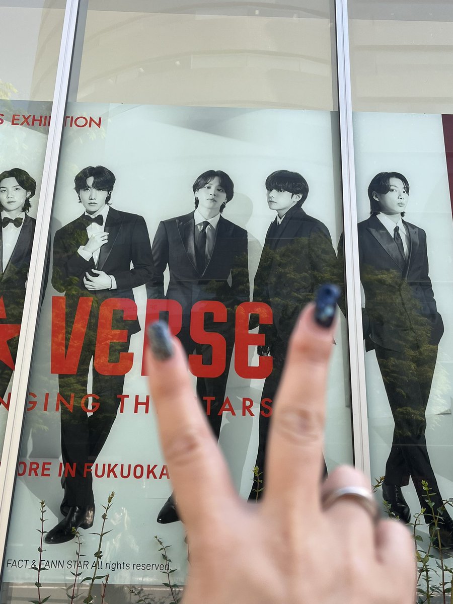 mariy0730v1230's tweet photo. 今日は2回目🐹
#Jin day
高校の同級生アミと💜
#見つけたBVERSE
#bverre japan_BTS
#キャナルシティイースト https://t.co/qkTV0UlXAA