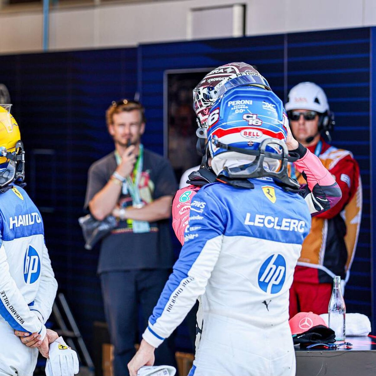 leclercsletters's tweet photo. charles congratulating kimi 💙 https://t.co/c9enLW9gdQ