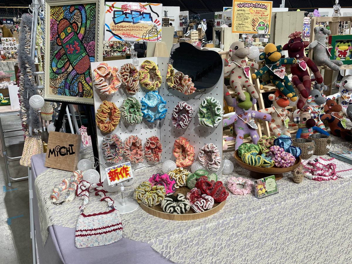 heta_michi's tweet image. セッティング完了しました！
あとはお値段付けですꉂ🤣w𐤔
 #モノヴィレ
 #L19