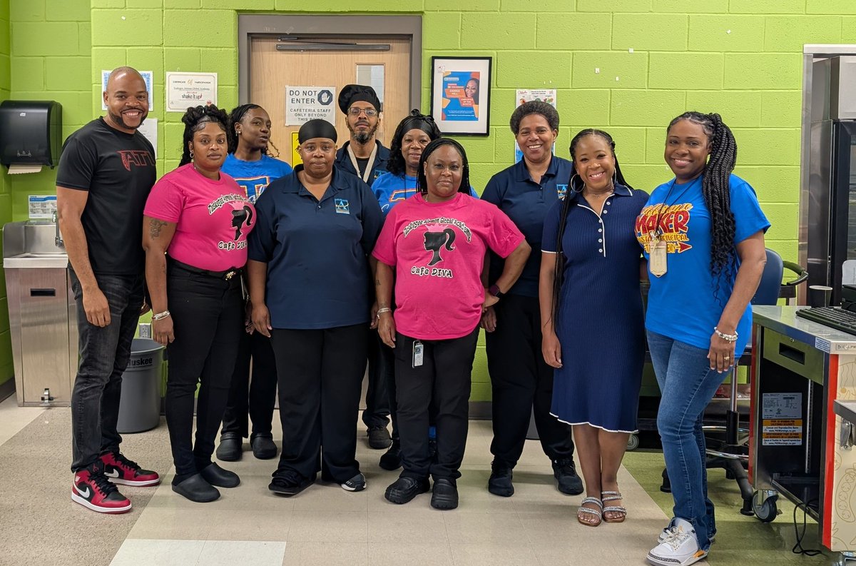 Melanie Sithole (@melsithole) on Twitter photo Sending a special thank you to our cafeteria heroes who nourish our students’ with food and love every day! From early morning breakfast to warm smiles in the lunch line, each of you are essential to our school family. We appreciate you! ☺️ #SchoolLunchHeroDay <a href="/APSTAGAcademy/">Tuskegee Airmen Global Academy</a> Sending a special thank you to our cafeteria heroes who nourish our students’ with food and love every day! From early morning breakfast to warm smiles in the lunch line, each of you are essential to our school family. We appreciate you! ☺️ #SchoolLunchHeroDay <a href="/APSTAGAcademy/">Tuskegee Airmen Global Academy</a>